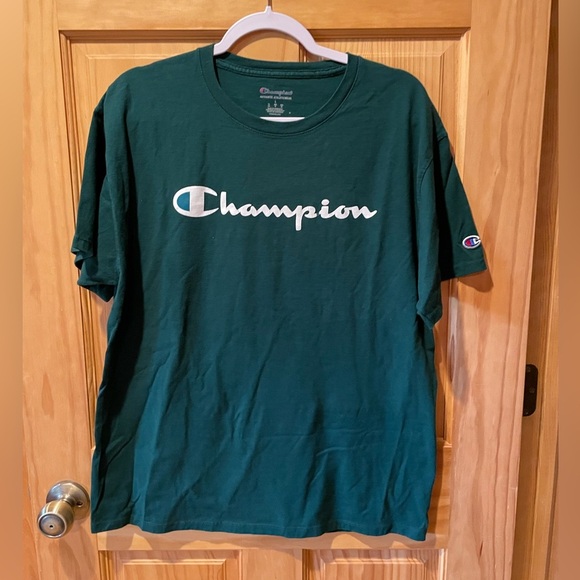 Champions men’s T shirt  Green with logo  wore one time  can be unisex  size L - Picture 1 of 4